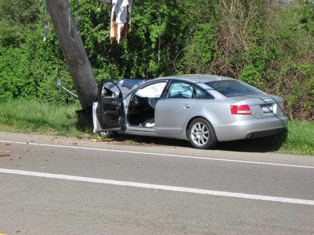 Car vs. Pole (Big Pole) - 001.JPG
